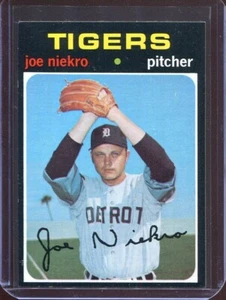 1971 Topps Baseball # 695 Joe Niekro (NM) Near Mint - Picture 1 of 2