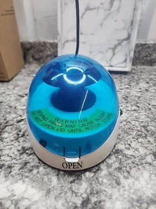 High Speed Mini Centrifuge Machine 4000RPM 0.2/0.2/1/2ml Lab Blood Centrifuge US - Picture 1 of 3