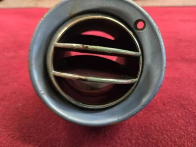 Chevrolet Impala 1963 1964 aire acondicionado ventilación lateral de bola Foto 1 de 4