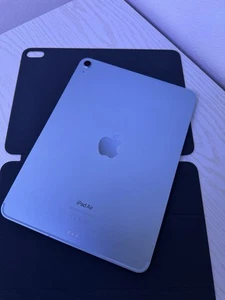 iPad Air 11 128 GB (M2) wi fi + Cellular+ Pencil - Foto 1 di 5