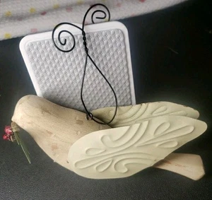 Primitive Solid Wood Peace Dove Ornament W Metal Wings Holly Berries & Leaves - Picture 1 of 4