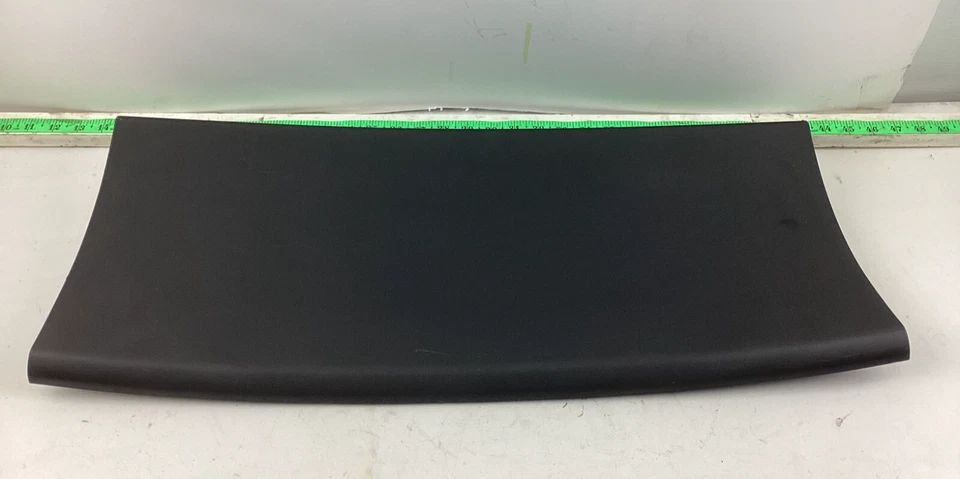 Painel de acabamento da janela do porta-malas Volkswagen Beetle 2012-2019 escotilha traseira/malas 5C5867707A fabricante de equipamento original - Imagem 1 de 4