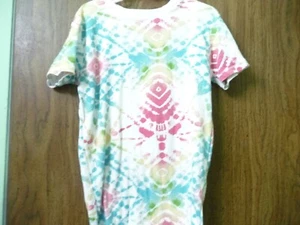 TYE DYED BURTS BEES T SHIRT SIZE 12 KIDS - Picture 1 of 2