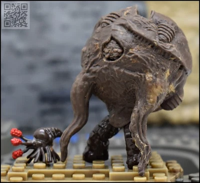 HALO MEGA BLOKS BROWN FLOOD CARRIER & INFECTION FORM MINI FIGURE 97430 INVASION - Image 1 of 4