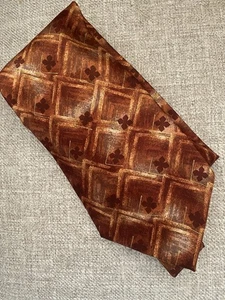 The Metropolitan Museum of Art men’s Thai orange multicolored 100% silk 56x4” - Picture 1 of 6