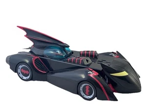 TRANSFORMING BATMOBILE BATMAN THE BRAVE AND THE BOLD DC COMICS MATTEL 2009 - Picture 1 of 17