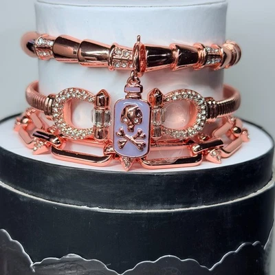 Bomb Party Halloween Stacks 2025 "A Grave Glow" Botella Veneno/Poción Oro Rosa Foto 1 de 4