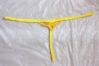 Sexy Caliente Mujeres Lencería Exótica Tanga. Tanga Amarillo Foto 1 de 4