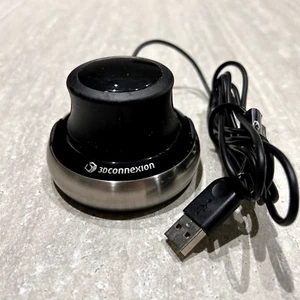 Mouse 3D Connexion – Massima Precisione per la Modellazione e il Design - Foto 1 di 4