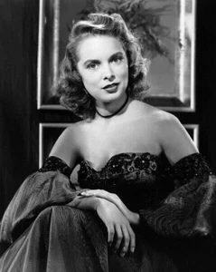 Janet Leigh Unsigned 10" x 8" Photo - Beautiful American actress *2171 - Imagen 1 de 1