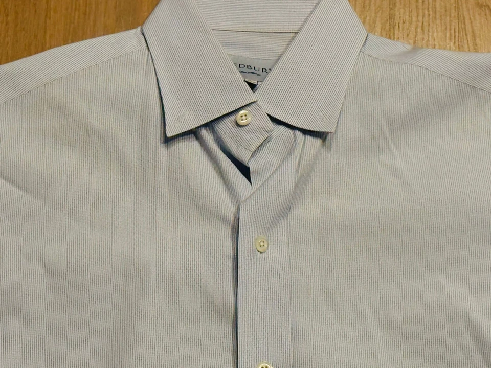 Preciosa camisa de vestir Ledbury para hombre azul claro línea delgada rayas ajustada talla 15,5 39 Foto 1 de 2
