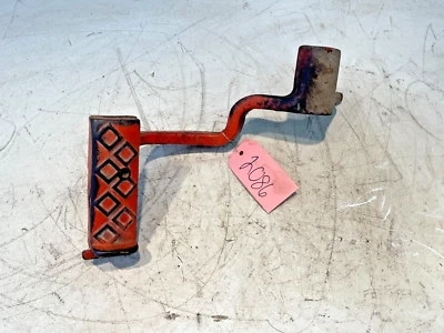 1972 Allis Chalmers AC 200 Tractor Right Brake Pedal AM60091 - Image 1 of 4