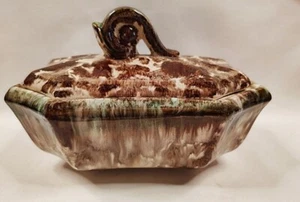 Sponged Pottery Antique Lidded Box FREE US SHIPPING! - Picture 1 of 9