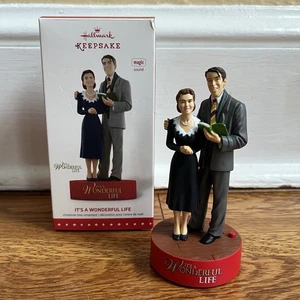 It's A Wonderful Life 2015 Hallmark Keepsake con suono magico - Foto 1 di 6