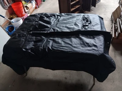 Cubierta Triumph Spitfire Tonneau negra Foto 1 de 4