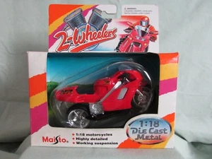 Maisto 1/18 Scale Honda NR Diecast Motorcycle - Picture 1 of 2