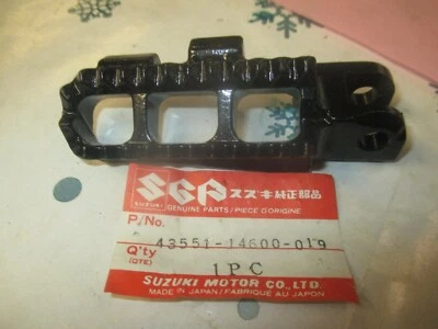 Reedición Suzuki RM 125 pie derecho clavija 1987circa 43551-14600 Foto 1 de 4