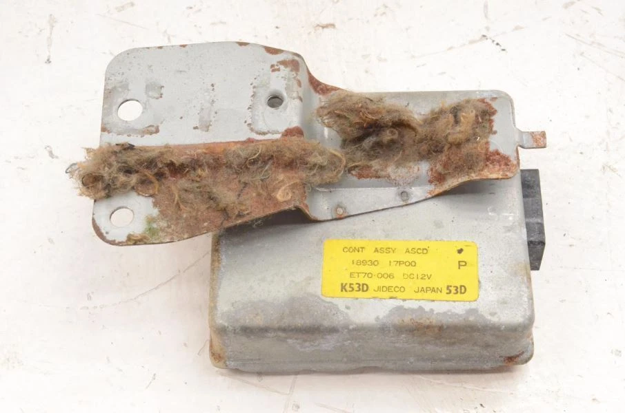 1984-1985 NISSAN 300ZX VG30 Z31 CRUISE CONTROL MODULE 18930 17P00 - Изображение 1 из 4