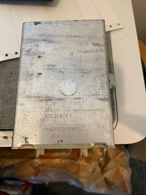 001 545 20 32 VDO Mercedes Cruise Control Unit - Image 1 of 2