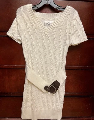 Vestido Suéter Justice Off White Tejido con Cable Top Niña Talla 10 Vacaciones con Cinturón Usado en Excelente Condición Foto 1 de 4