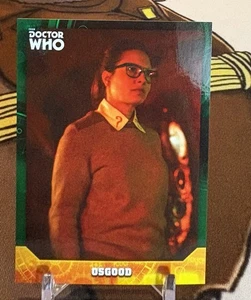 2017 Topps Doctor Who Signature Series Osgood Green Parallel Card /50 - Bild 1 von 2