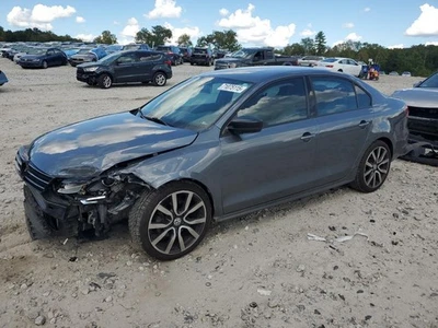 Used Left Tail Light Assembly fits: 2016 Volkswagen Jetta Sdn Base incandescent Foto 1 de 4