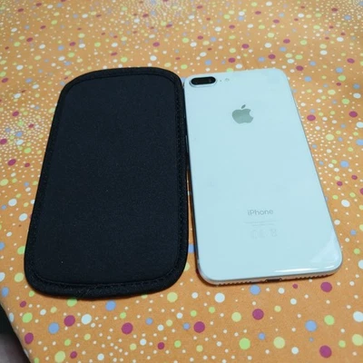 Iphone 8 plus 256 gb Argento (Silver) - Immagine 1 di 4