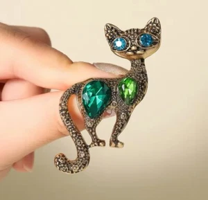 Adorable vintage style cat brooch beautiful sparkle Women Fashion Jewelry Pin - Picture 1 of 7