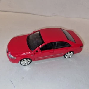 Hyundai Sonata 1:32 rossa senza scatola originale - Foto 1 di 5