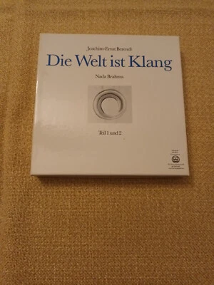 JOACHIM-ERNST BERENDT  -  Die Welt ist Klang  Nada Brahma, 4 Cassetten plus Buch - Bild 1 von 4
