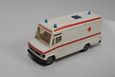 B67 1:55 SIKU 2011 MERCEDES-BENZ 809D VAN BUS AMBULANCE EXC. COND. 8 - Immagine 1 di 4