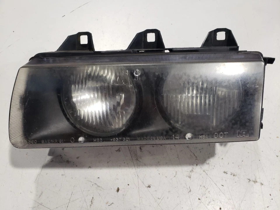 BMW 328I E36 1996 convertible - faro halógeno del lado izquierdo del conductor - 92-99 OEM Foto 1 de 4