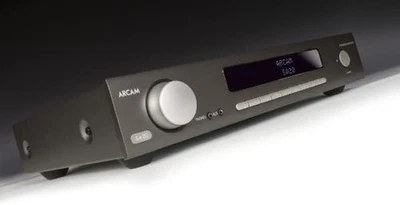 Arcam SA20 Stereo integrated amplifier with built-in DAC ARC-SA20-JN - Image 1 of 4