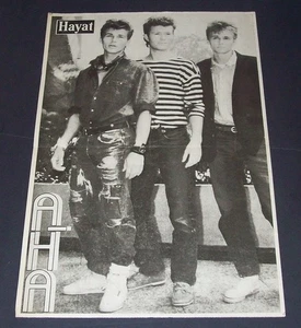 A-HA -MORTEN HARKET -SELCUK -SARIYER -FOOTBALL Turkish Magazine CF POSTER 51165 - Bild 1 von 2