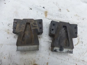 1980's 70 HP OMCJohnson Evinrude Outboard Lower Rubber Mounts   C92 - Picture 1 of 3