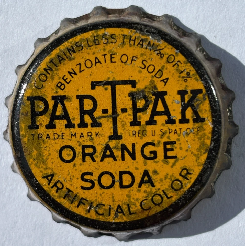 PAR-T-PAK ORANGE SODA BOTTLE CAP; USED CORK CROWN - Image 1 of 1