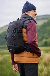 Mountain Warehouse Pace 20L Rucksack Hydration Compatible Backpack Outdoors - Picture 1 of 103
