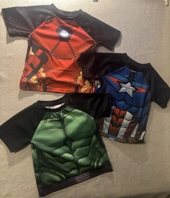 Marvel Lot Of 3t Shirts Iron Man, Captain America And Hulk - Image 1 of 2