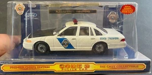Code 3 Ford Crown Victoria Alaska State Trooper 1/24 New Model Kit - Picture 1 of 5