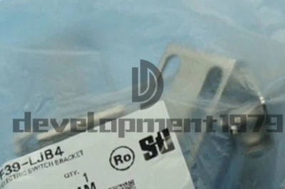 ONE New Omron Mounting Bracket F39-LJB4 - Image 1 of 4