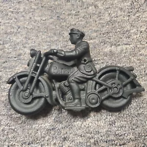 1930's CHAMPION CAST IRON POLICE MOTORCYCLE W/ RIDER VINTAGE REPRO - Picture 1 of 10