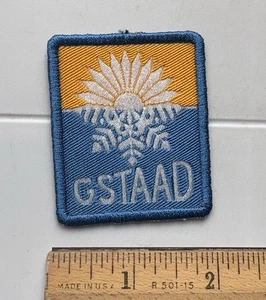 Gstaad Schweiz Schweizer Ski Skigebiet Gebiet Souvenir blau bestickt Patch - Bild 1 von 3