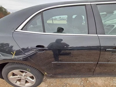 Porta lateral traseira de passageiros VIN 1 4º dígito compatível com 13-16 MALIBU 2746888 - Imagem 1 de 3