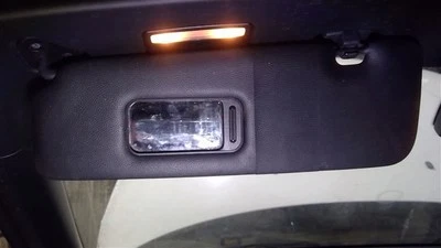 Iluminación de parasol convertible para conductor para BMW 328i 438169 07-13 Foto 1 de 4