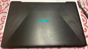 ASUS (256GB SSD, Intel Core i5 8250U, NVIDIA GeForce GTX 1050, 8GB RAM) Laptop - Picture 1 of 3