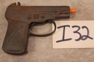 I32 VINTAGE NATIONAL CAST IRON CAP GUN AS IS FOR PARTS - Picture 1 of 1