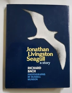 RICHARD BACH HARDCOVER SIGNED 1ST - Jonathan Livingstone Seagull - Imagen 1 de 7