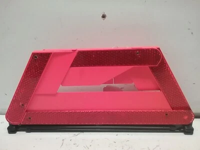 Audi A6 1998-2004 maletero peligro emergencia carretera advertencia triángulo 4B5 860 251 B Foto 1 de 4