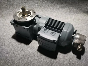 SEW-EURODRIVE WF30 DR63L4 / EH1C Getriebemotor + Drehgeber HOG74 DN 1024 Cl  - Picture 1 of 5