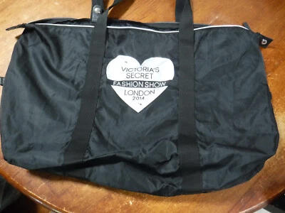 Bolso de Mano FC9 Victoria Secret 2014 Empaquetable Iridiscente ESCAPADA FIN DE SEMANA Foto 1 de 4